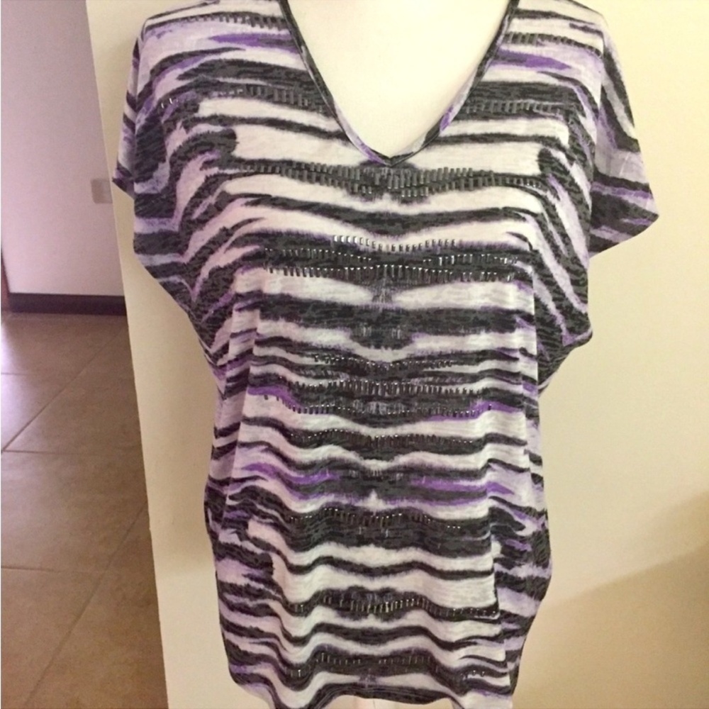 Chaus Sport Purple and Black Abstract Animal Print Vneck Tunic Top